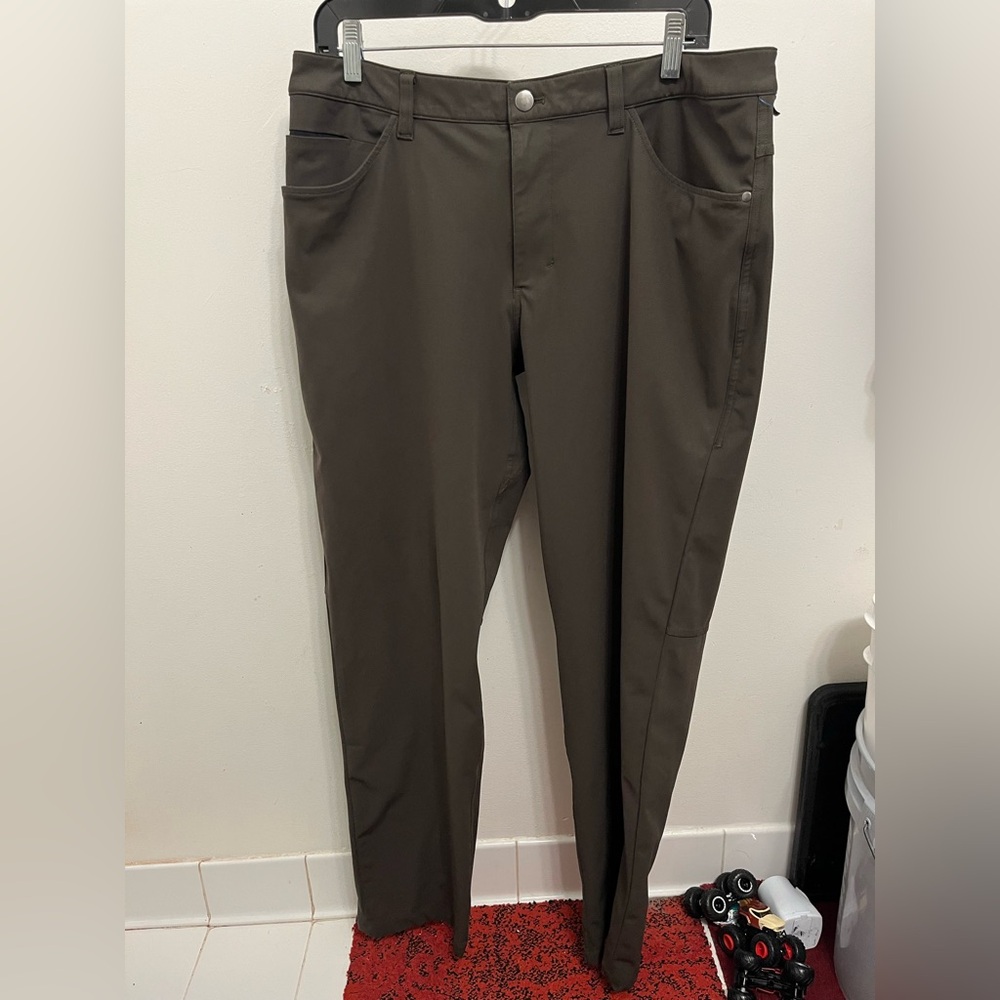 M26 Lululemon Pants